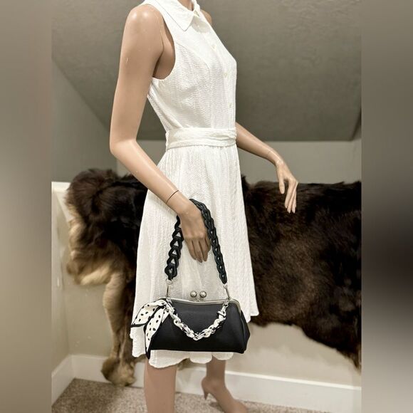 Black Togo Cowhide Leather Handmade Kisslock Baguette Bag With 3 Strap Styles - Picture 6 of 16